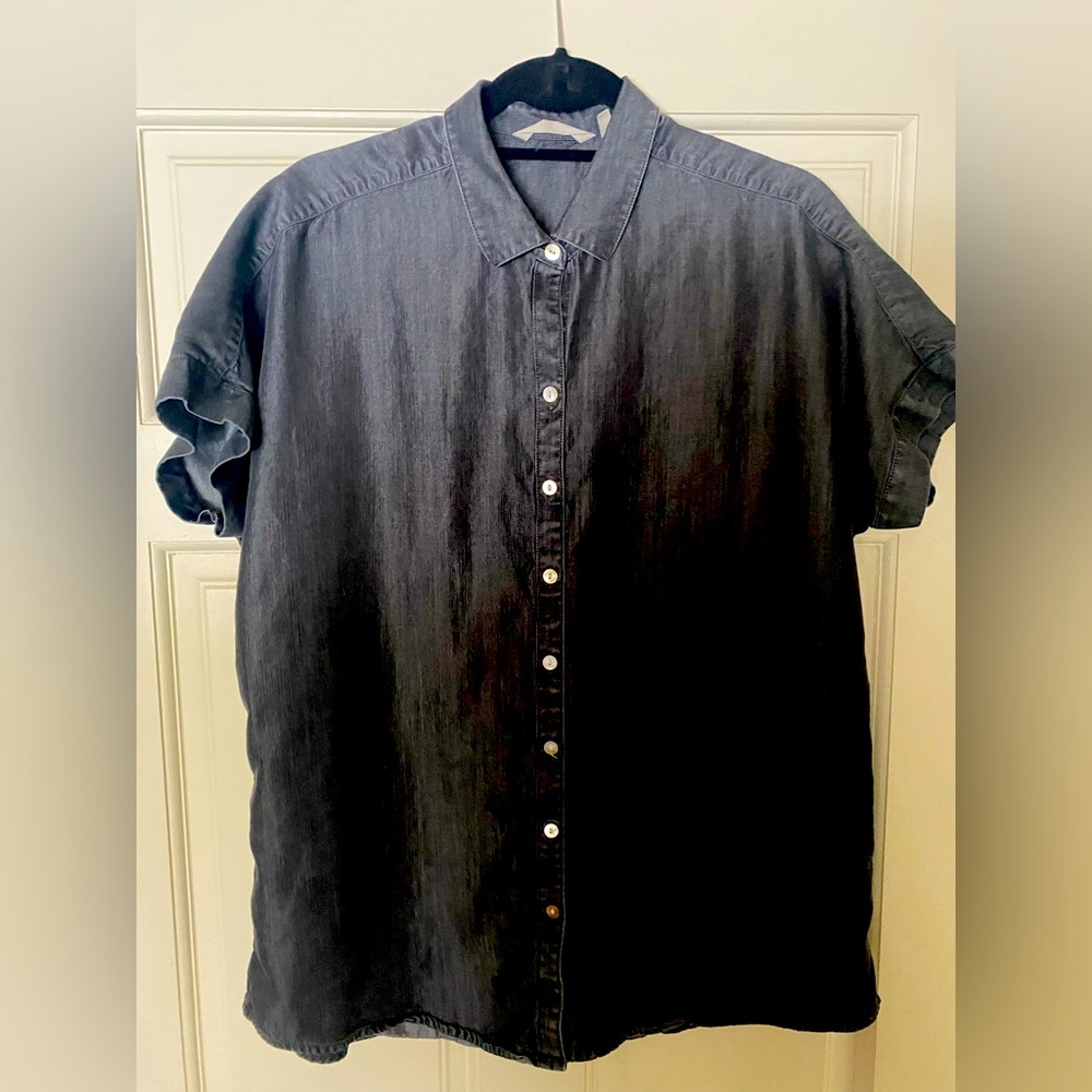 Tencel short sleeve top in dark gray M EUC